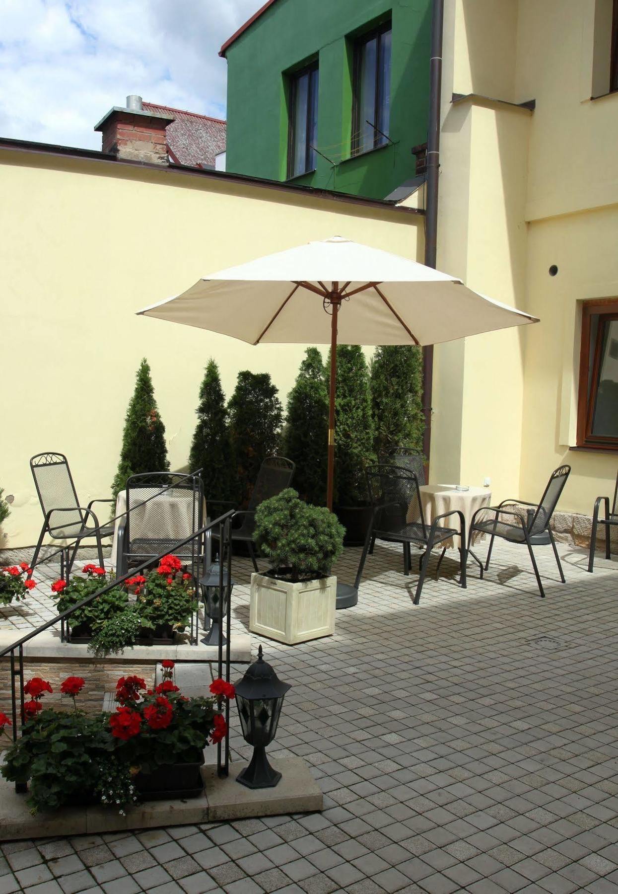 Apartman U Krale - 2 Jičín Dış mekan fotoğraf