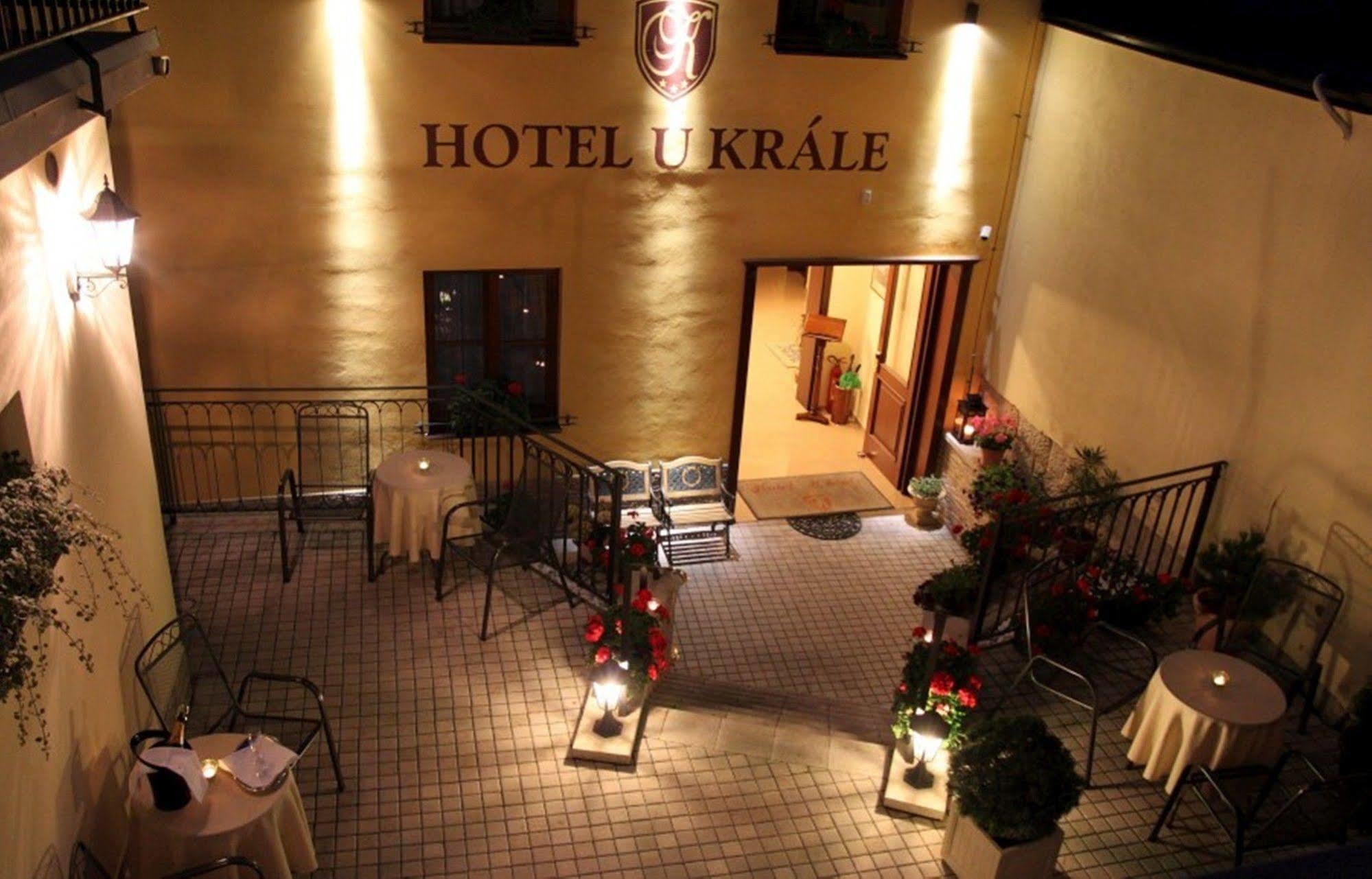 Apartman U Krale - 2 Jičín Dış mekan fotoğraf
